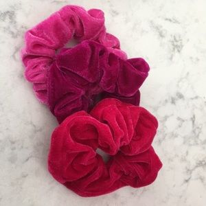 Dark Pink set of scrunchies!!!